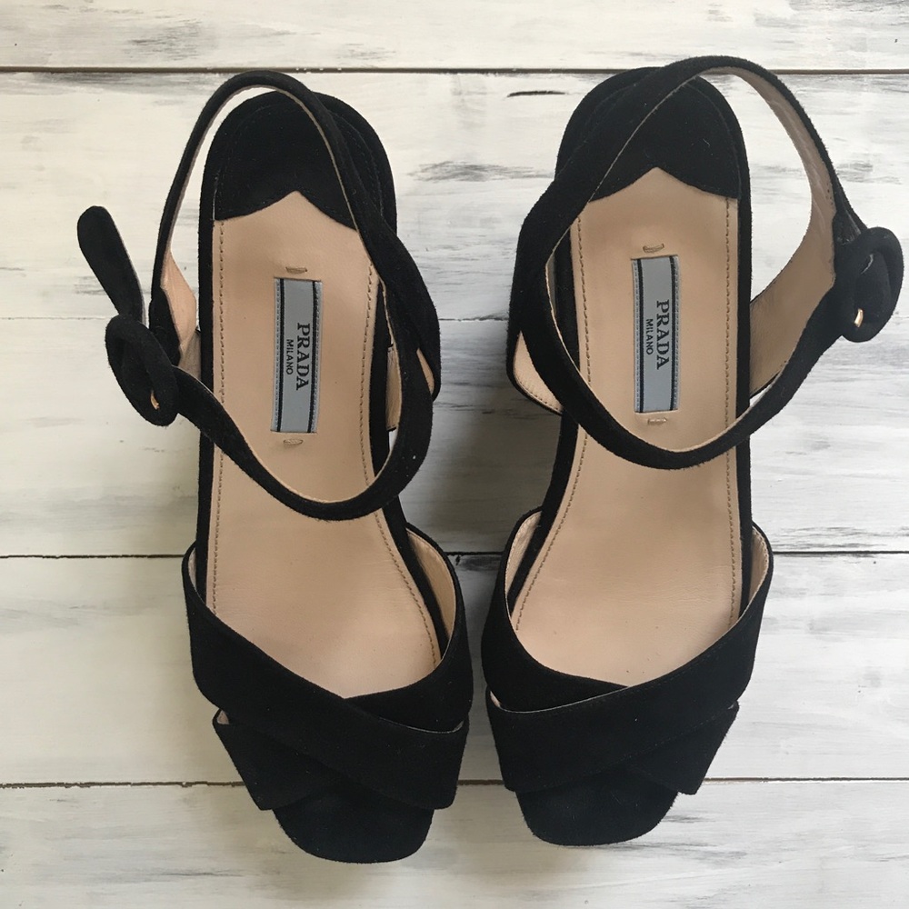Prada wedges. Size 37. Black.